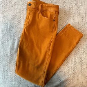 Old Navy | Rockstar Super Skinny Pant in Mustard | Size 8